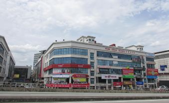 Safari Hotel