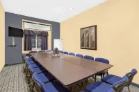 Microtel Inn & Suites by Wyndham Kearney Hotels in Kearney