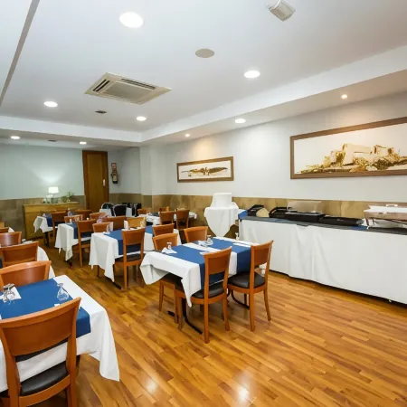 Hotel Rusadir