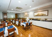 Hotel Rusadir
