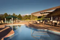 Garden of the Gods Resort & Club