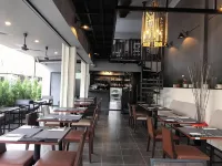 The Beach Cha am Guest House