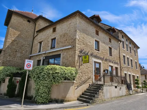 Le Val d'Amby Hotels in Saint-Vulbas