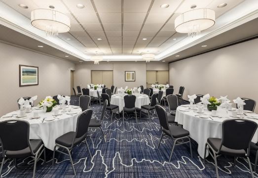 Holiday Inn Express VANCOUVER-METROTOWN