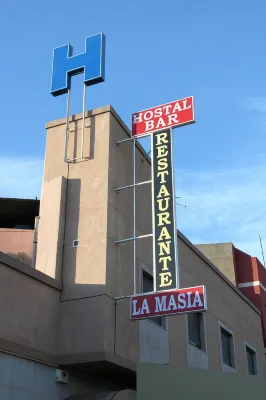 Hostal Restaurante la Masía Hotels in Moncófar