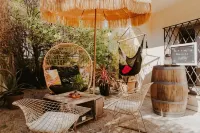 Hôtel le Petit Castel Hotels in Antibes