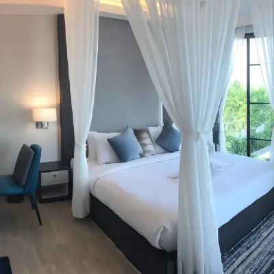 La Playa Beach Front Pool Villa Cha-am,Huahin Отели рядом с достопримечательностью «Пляж Чао-Самран»