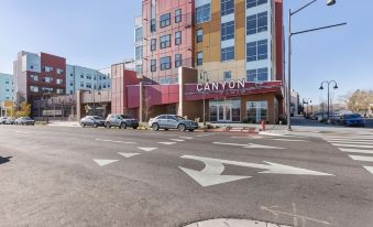 Canyon Flats Condos by Barsala