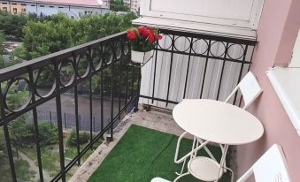 Sedmoe Nebo Living Quarters