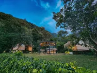 Glamping by Offtrek Hotels in Medadumbara