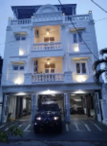 Lewi House