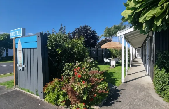 南太平洋汽車旅館