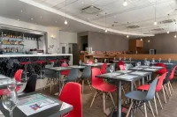 Ibis Valparaiso Hotels in Valparaiso