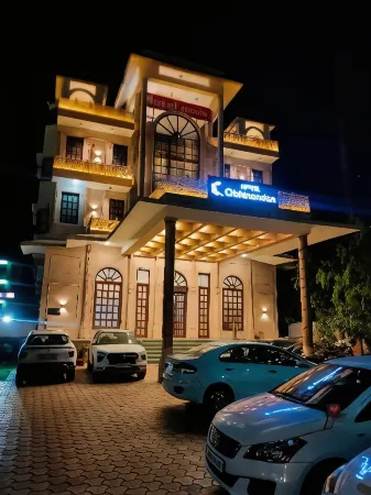 Hotel Abhinandan Отели в г. Матхура