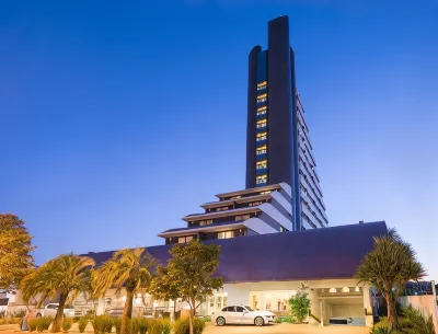 Blue Tree Premium Londrina Hotels near Capela São Domingos Sávio