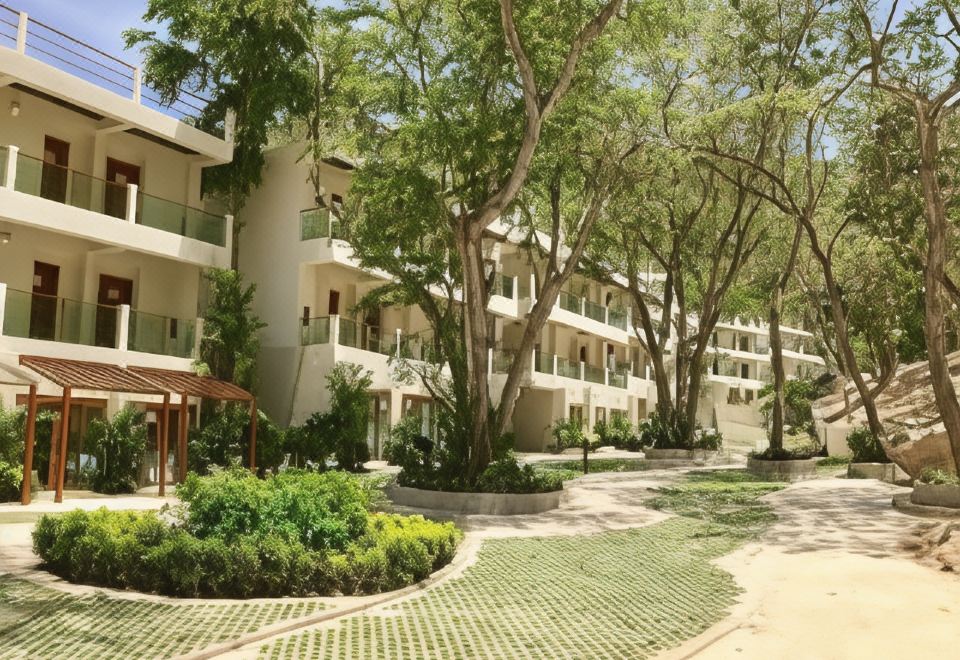 Sealey Resort Over view