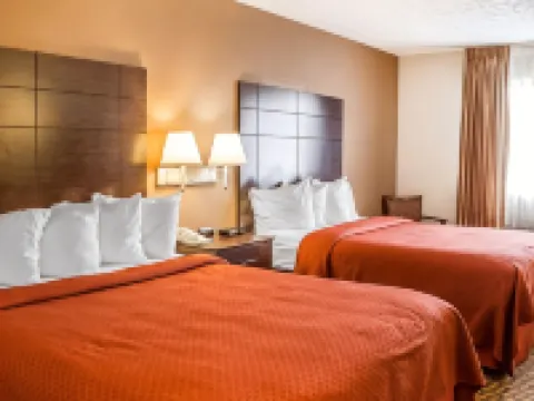 Quality Inn Hotels in Elyria