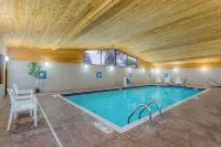 Super 8 by Wyndham Monroe WI