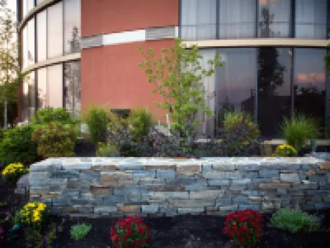 DoubleTree by Hilton Portland Hotels near Arts District