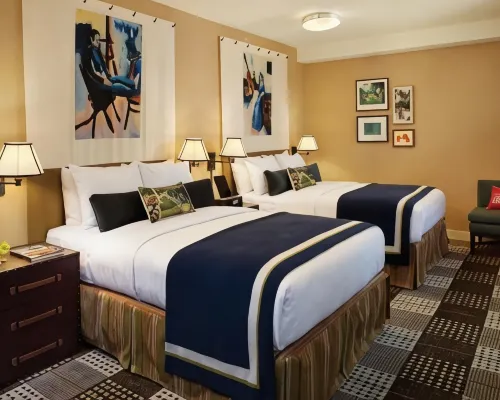 Hotel Lincoln Hotels near Second City