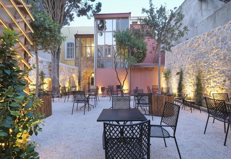 Hotel Agora Residence, Exterior, Garden