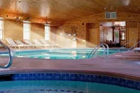 Stroudsmoor Country Inn - Pools