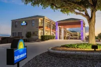 Days Inn by Wyndham San Antonio Near Fiesta Park Hotels in San Antonio