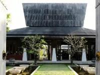 Chivaree Hotel and Resort