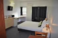 Ship Inn Motel Hotels in Port Albert