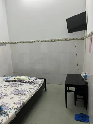 Cat Phuong Motel Hotels near Khu du lich Ta Cu
