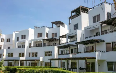 Penthouse Villa Oasis 9E Apartamentos El Muelle Hotels in 