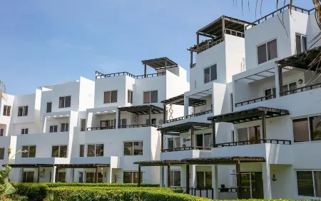 Penthouse Villa Oasis 9E Apartamentos El Muelle Отели в г. Monterrico