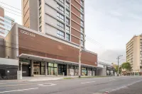 OGD - 佛羅裡帕的帶泳池和燒烤設施的公寓 Hercilio Luz Bridge附近的飯店