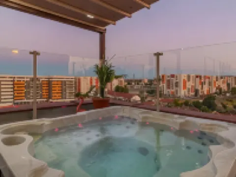 Hotel Nevis Wellness & Spa Hotels in Oradea