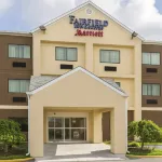 Fairfield Inn & Suites Springfield Hotels in Springfield