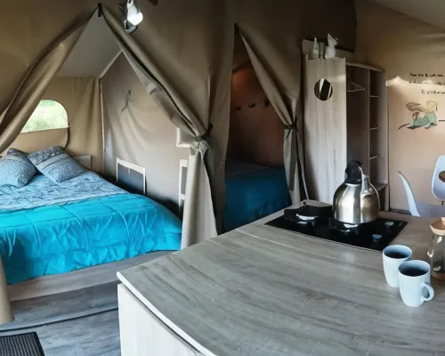 Camping des Vignes Hotels in Dun