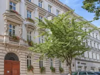 Hotel Europa Hotels near Cabbage Market Square