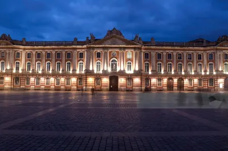 La Galerie Отели рядом с достопримечательностью «Монастырь якобинцев в Тулузе»