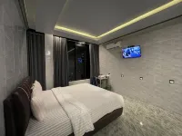 Holykost Setia Kawan