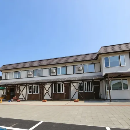 Tsuru Apartments