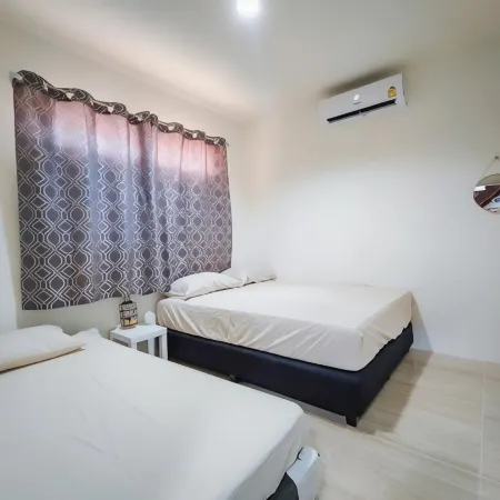 Gao Phala Beachfront Hostel