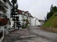 C3-3A-2 3R Apt ( Walk up 1.5 Floor from Ground  ) Hotels in Bukit Fraser