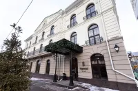 Покровский - 3 звезды