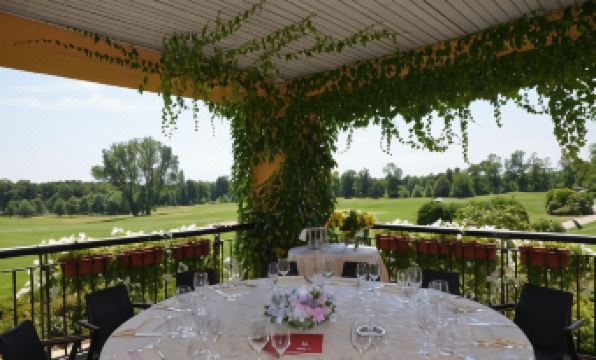 Golf Hotel Castelconturbia - Housity