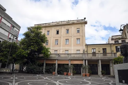 Domo Peonia Bianca Hotels in Oliena