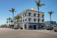 Pismo Beach Club - parking