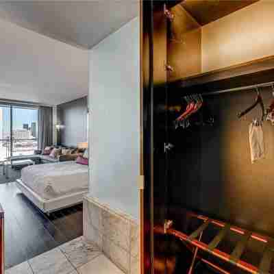 Amazing 23rd FL Studio W_balcony Access Rooms