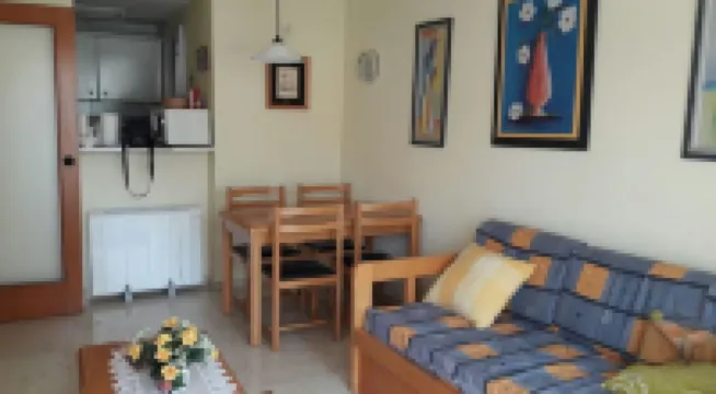 테라스가 있는 아늑한 베니도름 아파트먼트