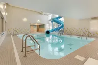 Best Western Plus Brandon Inn - Swimmingpools