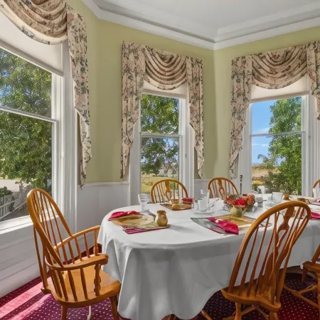 The Gables Wine Country Inn